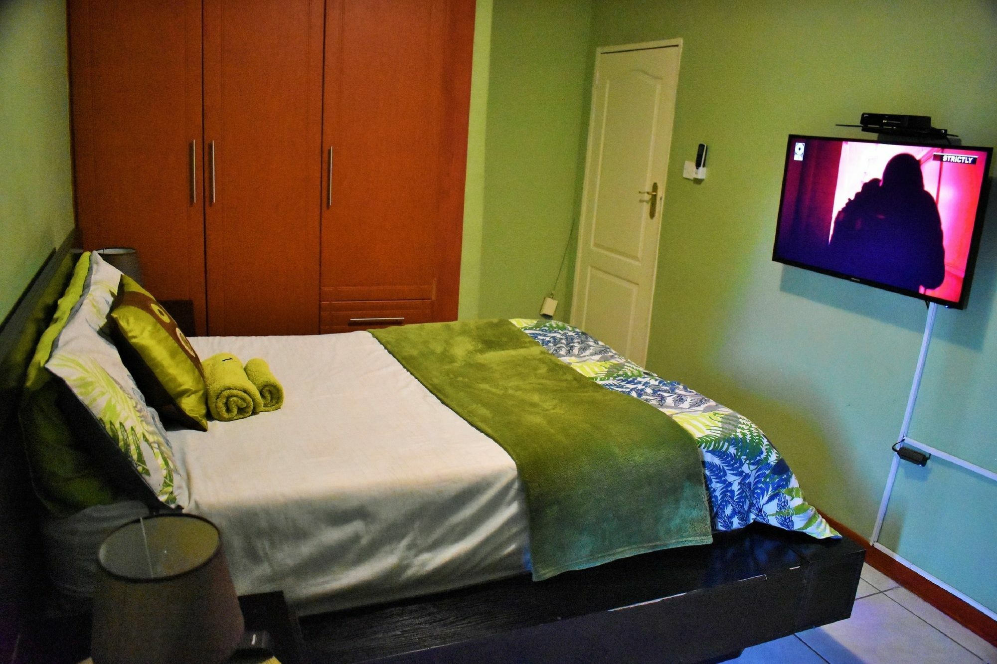 Berry Bliss Guest House Gaborone Extérieur photo
