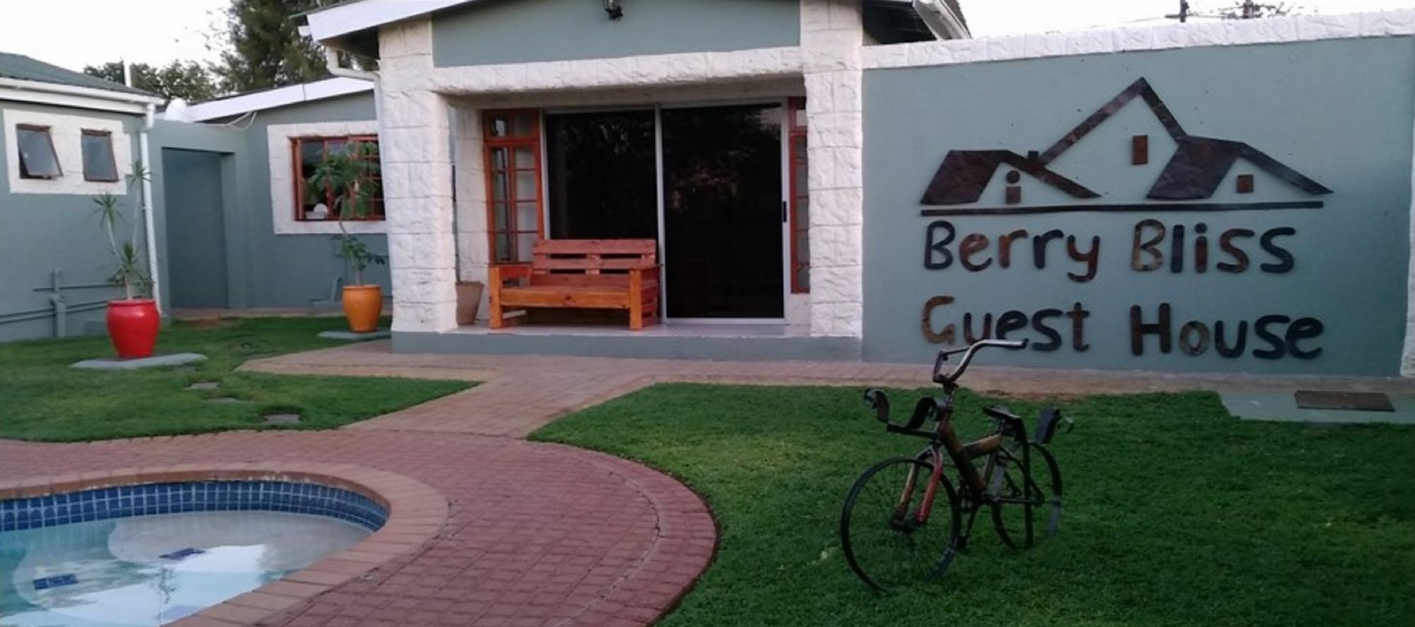 Berry Bliss Guest House Gaborone Extérieur photo