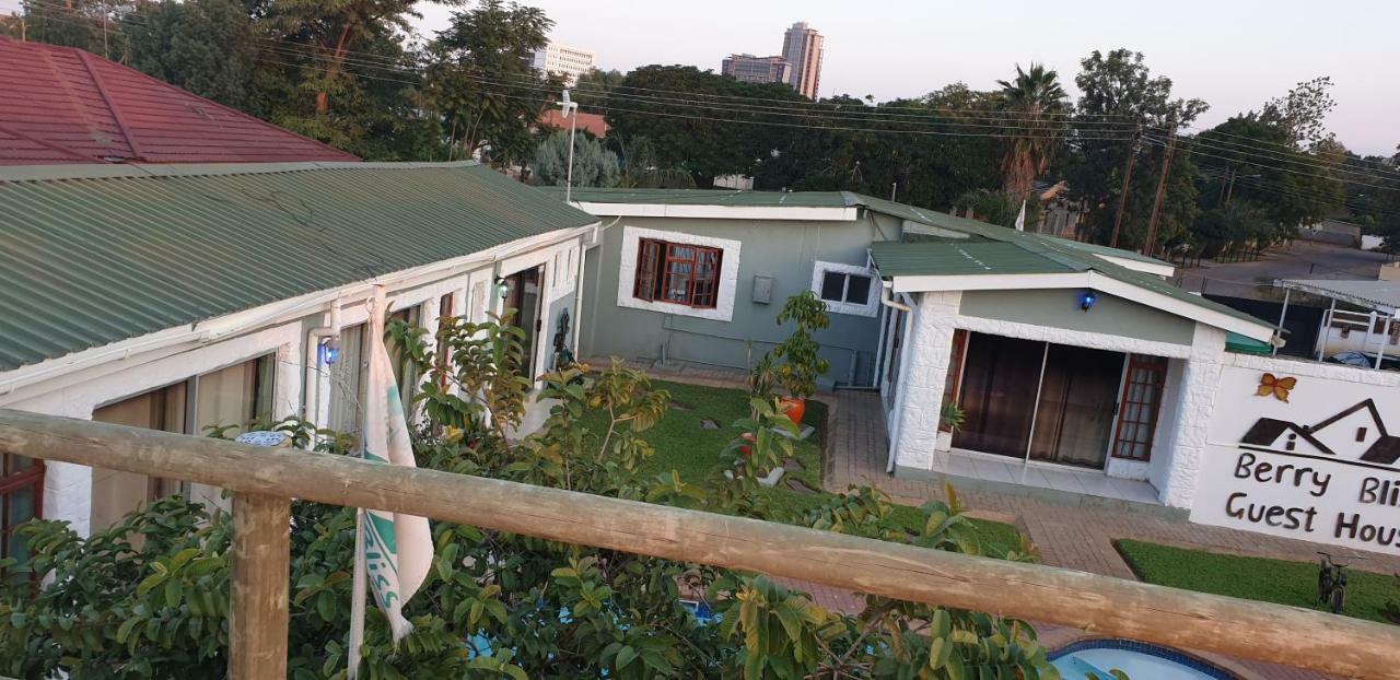 Berry Bliss Guest House Gaborone Extérieur photo