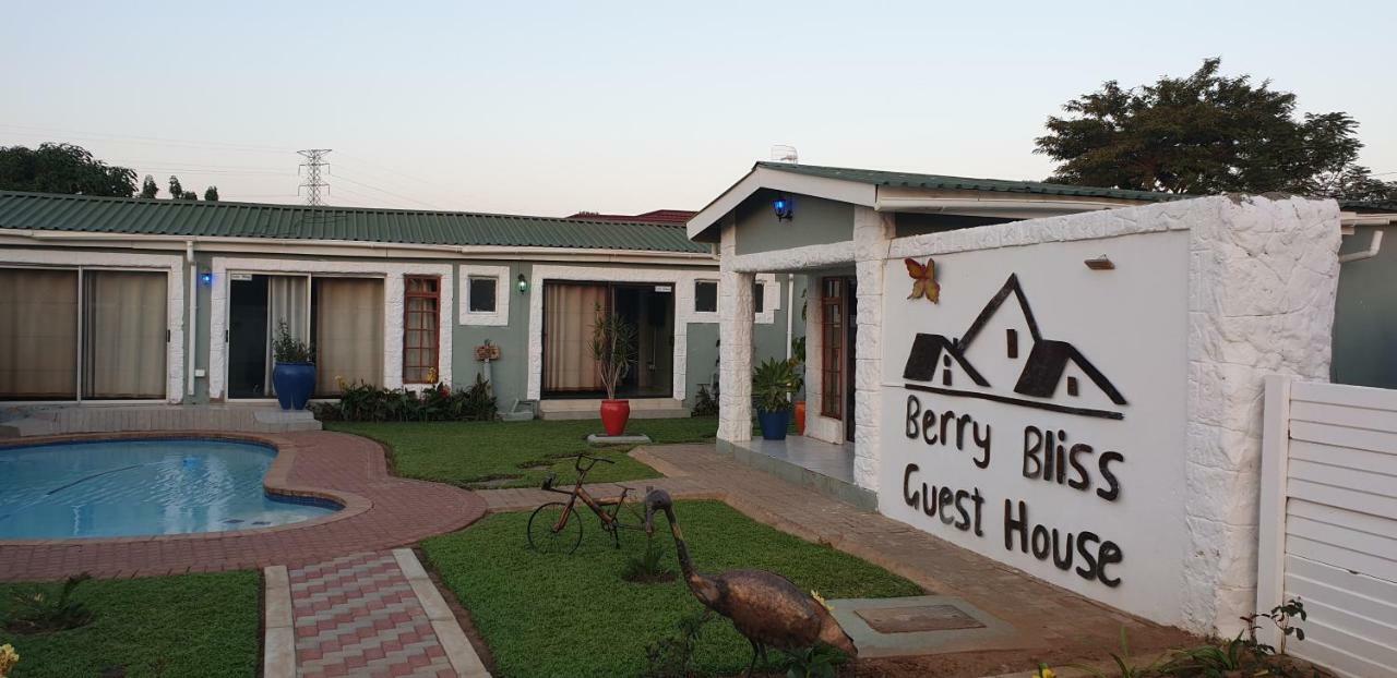 Berry Bliss Guest House Gaborone Extérieur photo